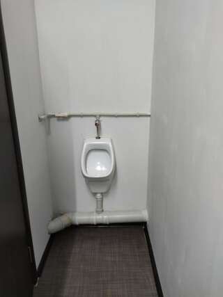 Хостелы Хостел, Спорт хостел Алматы Общий 8-местный номер для мужчин-8